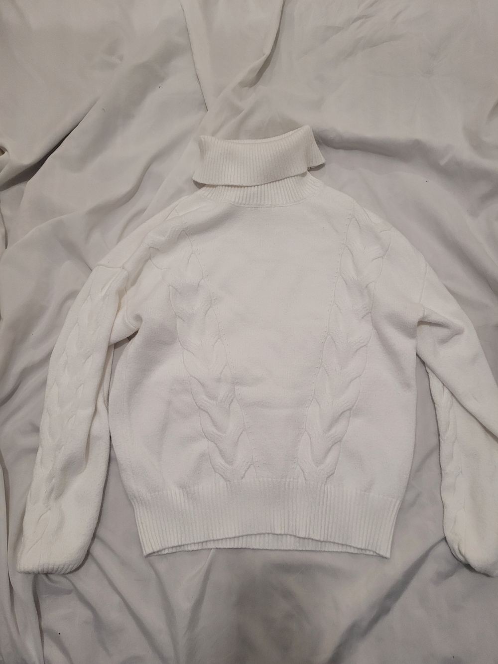 Laundry By Shelli Segal White Cable-Knit Turtleneck Sweater